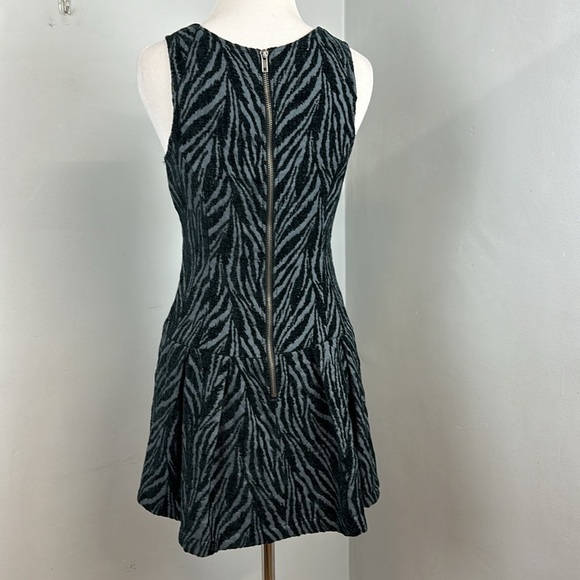 Free People Black Chenille Textured Zebra Print
Drop Waist Mini Dress Size 2 - Picture 8 of 13